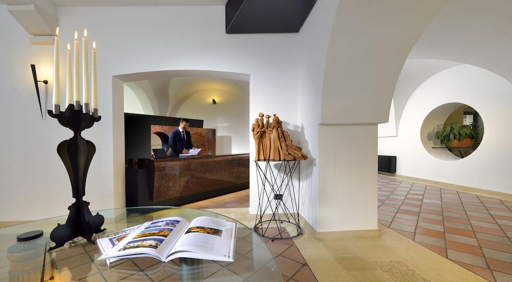 Grand Hotel Masseria Santa Lucia 오스투니 외부 사진