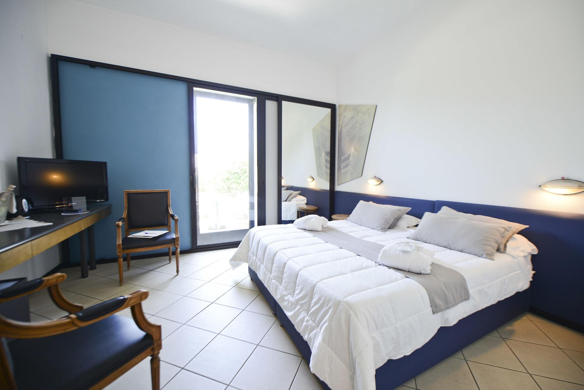 Grand Hotel Masseria Santa Lucia 오스투니 외부 사진