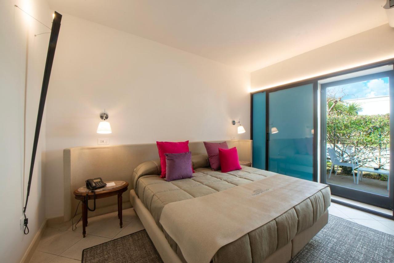 Grand Hotel Masseria Santa Lucia 오스투니 외부 사진