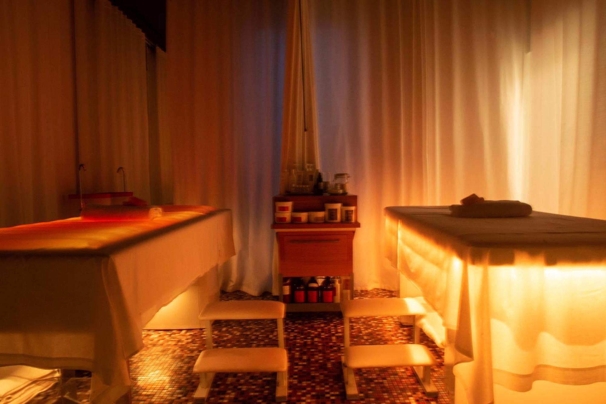 Grand Hotel Masseria Santa Lucia 오스투니 외부 사진