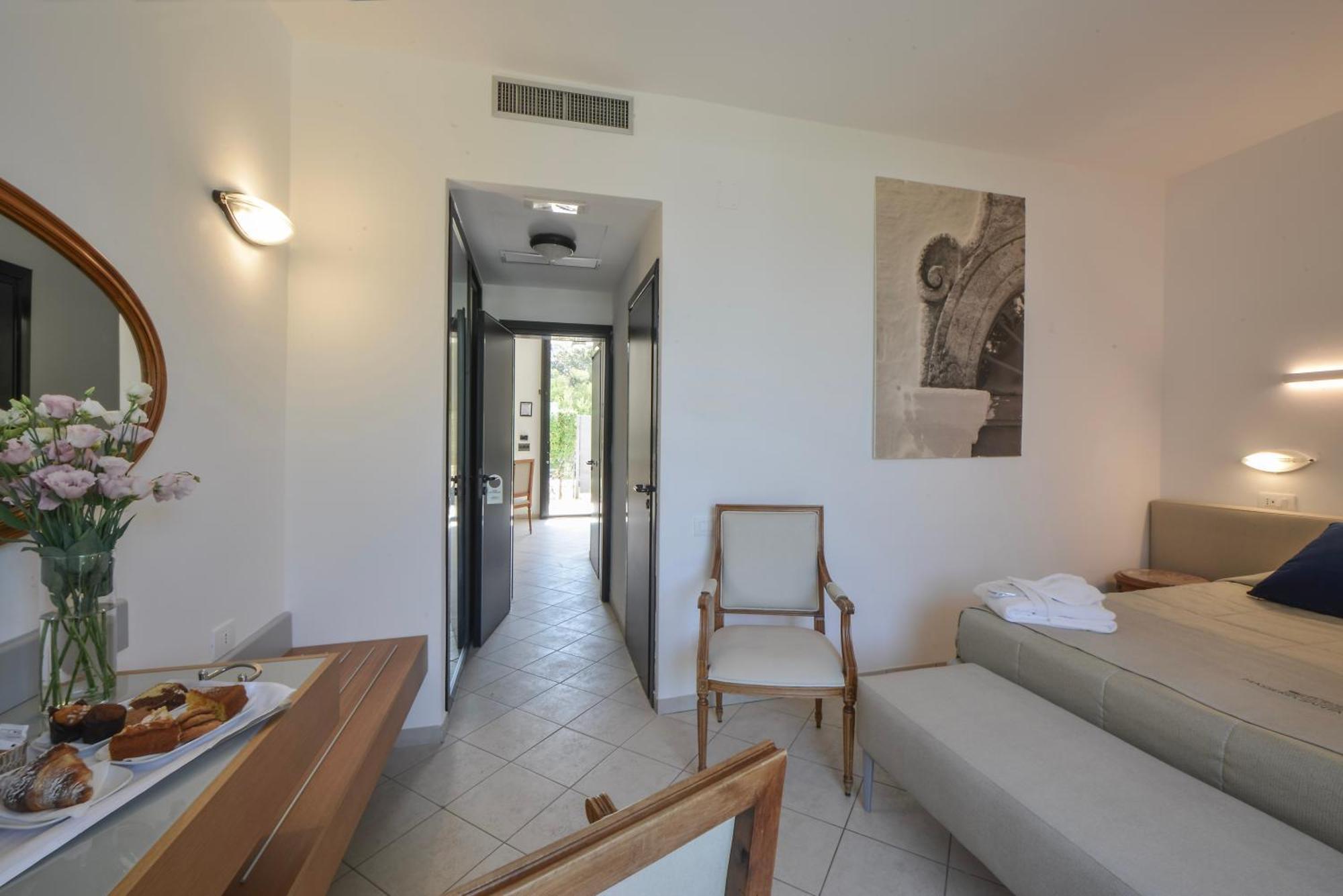 Grand Hotel Masseria Santa Lucia 오스투니 외부 사진