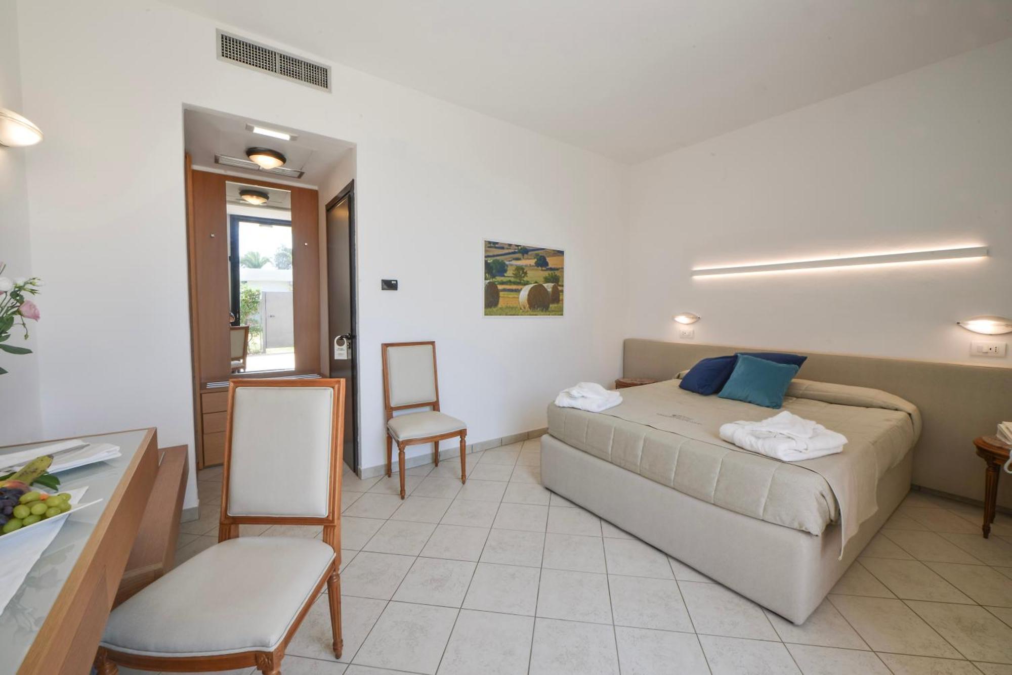 Grand Hotel Masseria Santa Lucia 오스투니 외부 사진