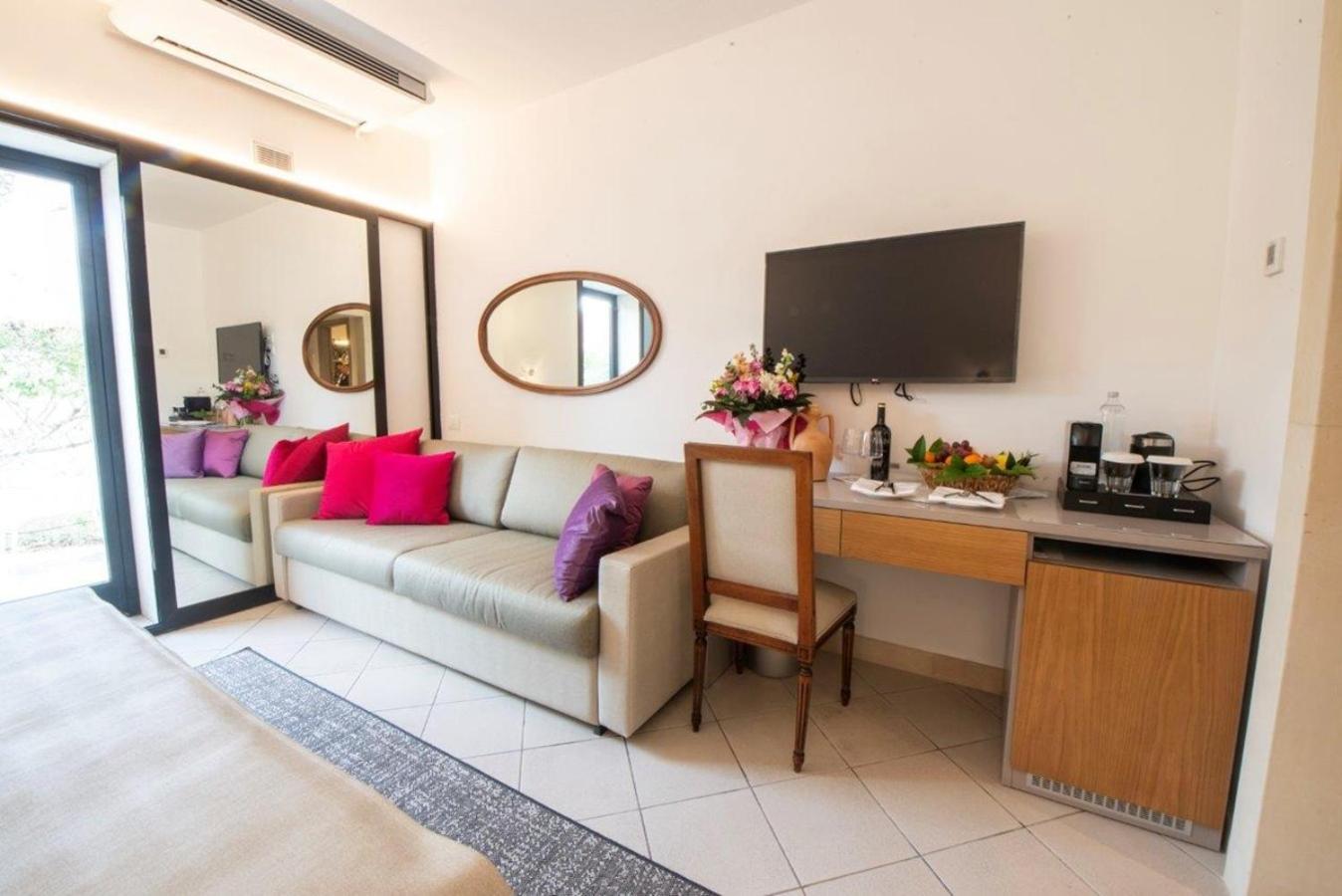 Grand Hotel Masseria Santa Lucia 오스투니 외부 사진