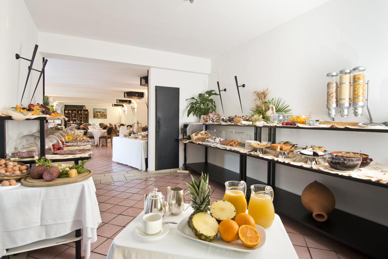 Grand Hotel Masseria Santa Lucia 오스투니 외부 사진